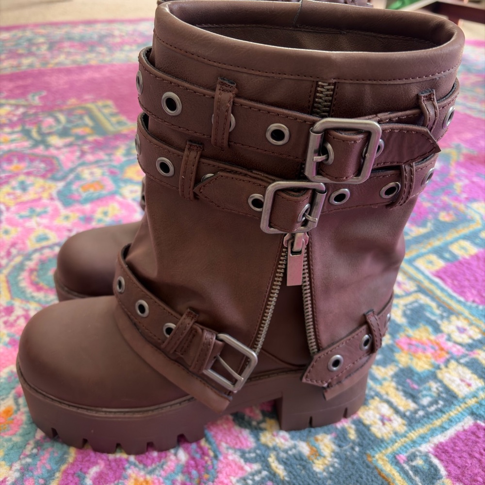 Dolls kill combat boots